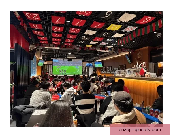 聚焦足球直播平台直播间打造球迷互动观赛新体验全天候精彩赛事内容分享